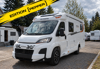 weinsberg_edition_pepper_lakoauto_felhos_eg_alatt