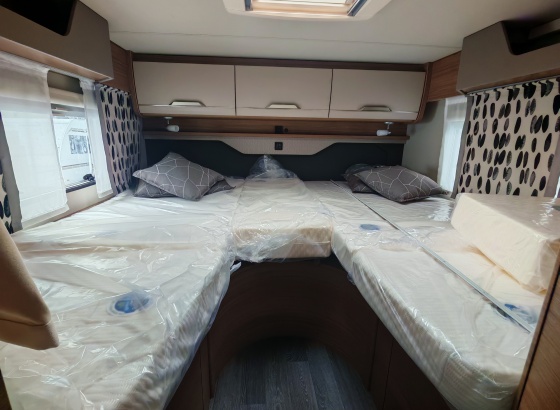 1000034944_482939710