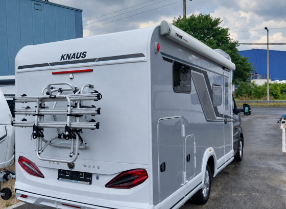 feher_thule_omnistor_lakoauto_esos_parkoloban