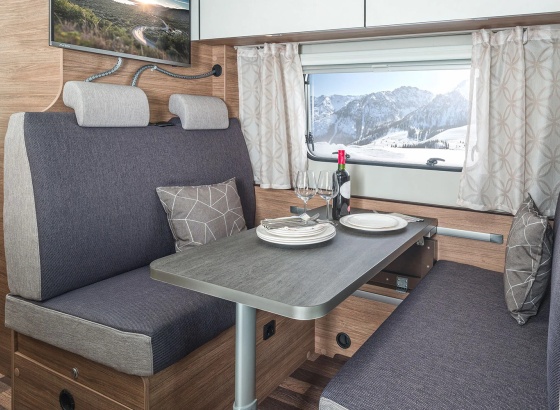 kta-weinsberg-2021-2022-carahome-interieur-8456_1102776523