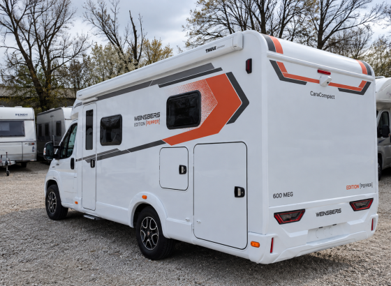 weinsberg_pepper_lakoauto_kavicsos_parkoloban