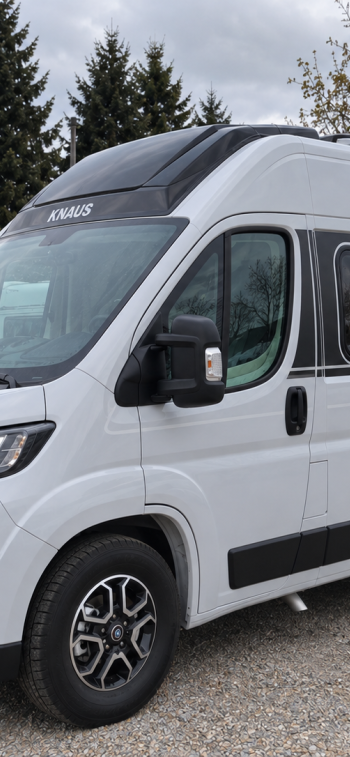 knaus_box_time_600_lakoauto_a_kavicsos_telepen